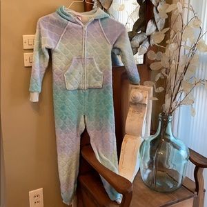 Girls fleece fuzzy mermaid onesie size 6x